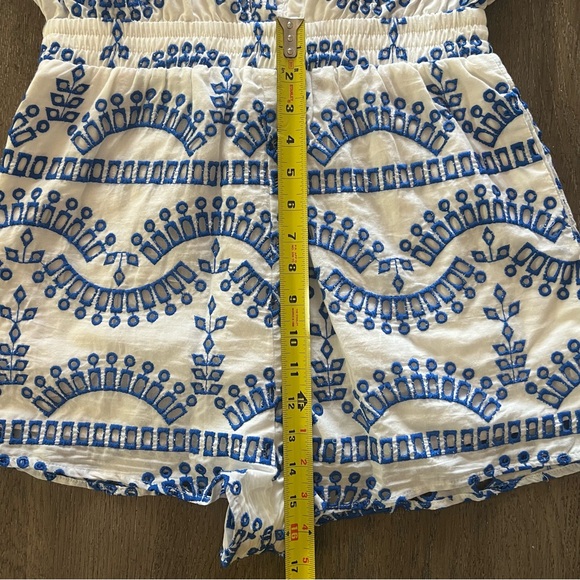 Main Strip Women's White and Blue Embroidered Eyelet button down Romper size L - Picture 10 of 11